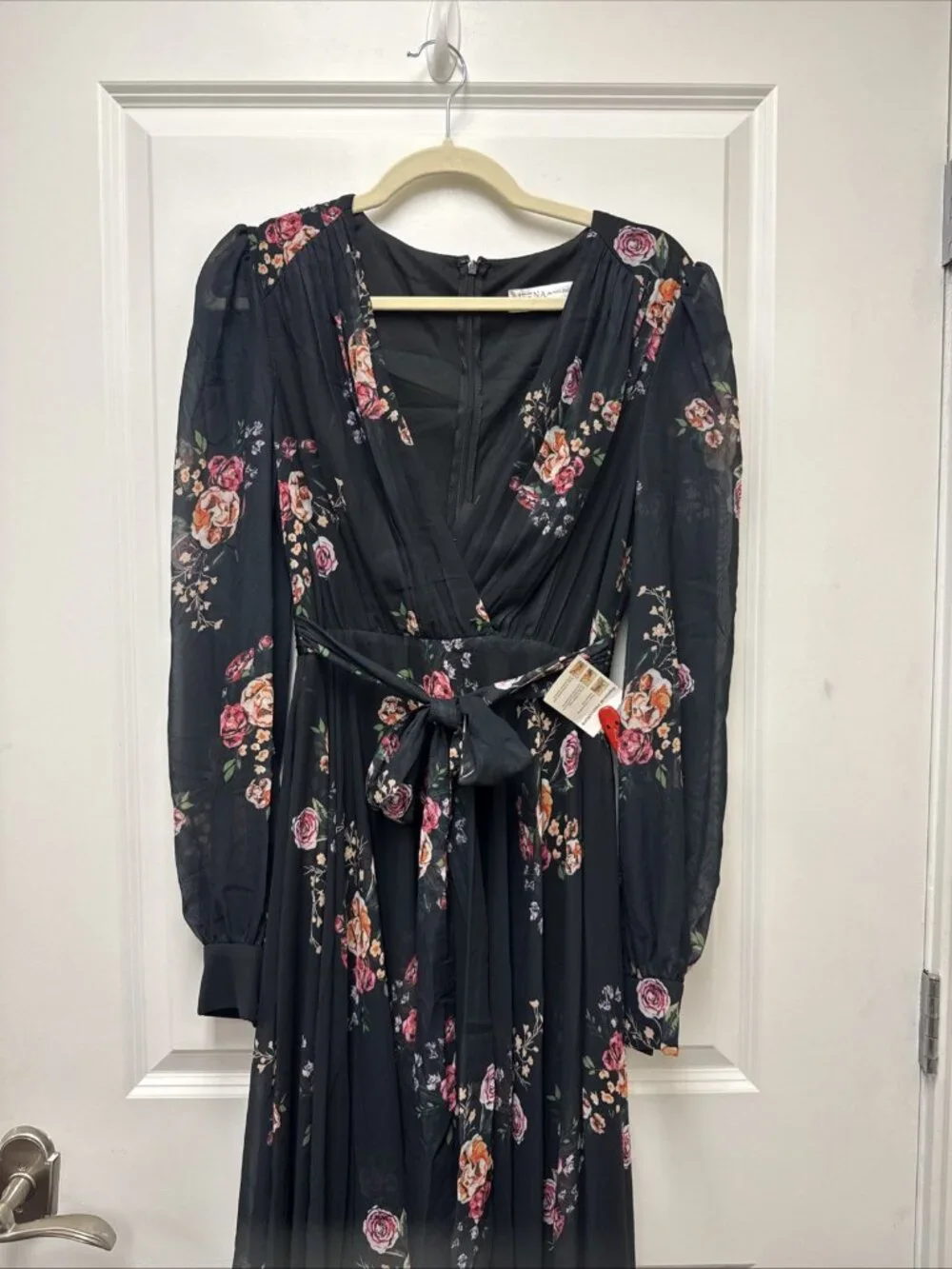 Mac Duggal Size 6 Black Floral 55661 Belted Long Sleeve V-neck Gown Dress Flaws - Picture 13 of 16
